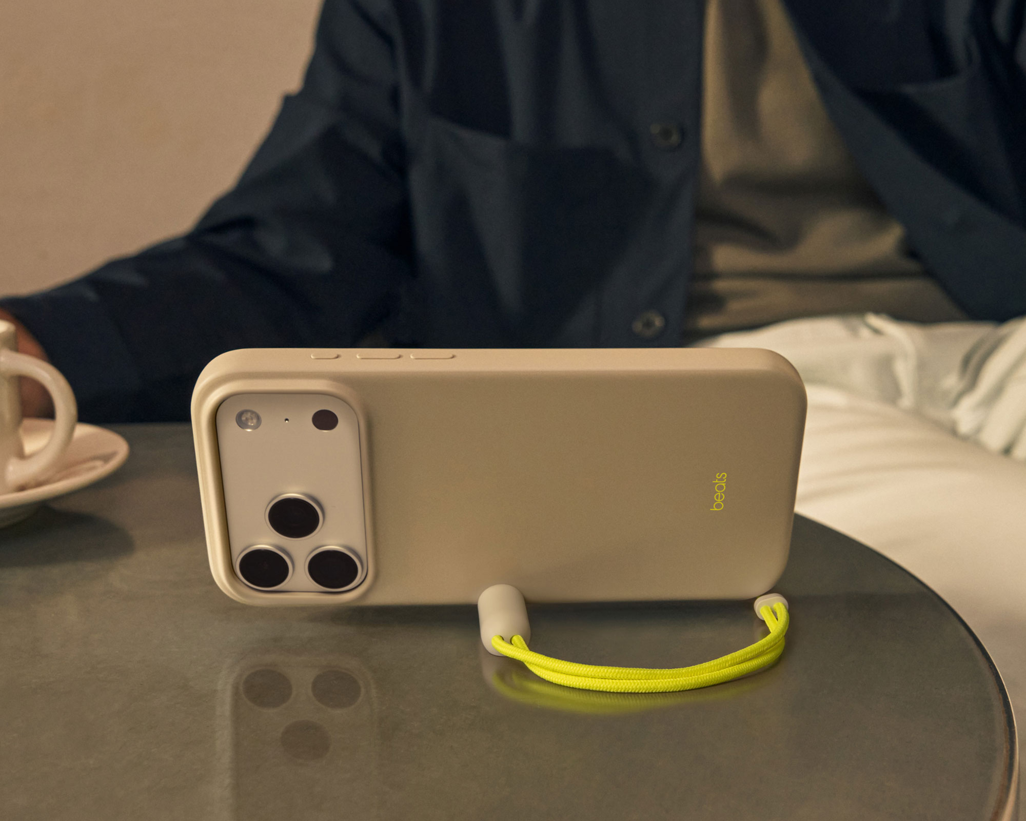 iPhone 17 Pro Max Kickstand Phone Case with MagSafe and Camera Control