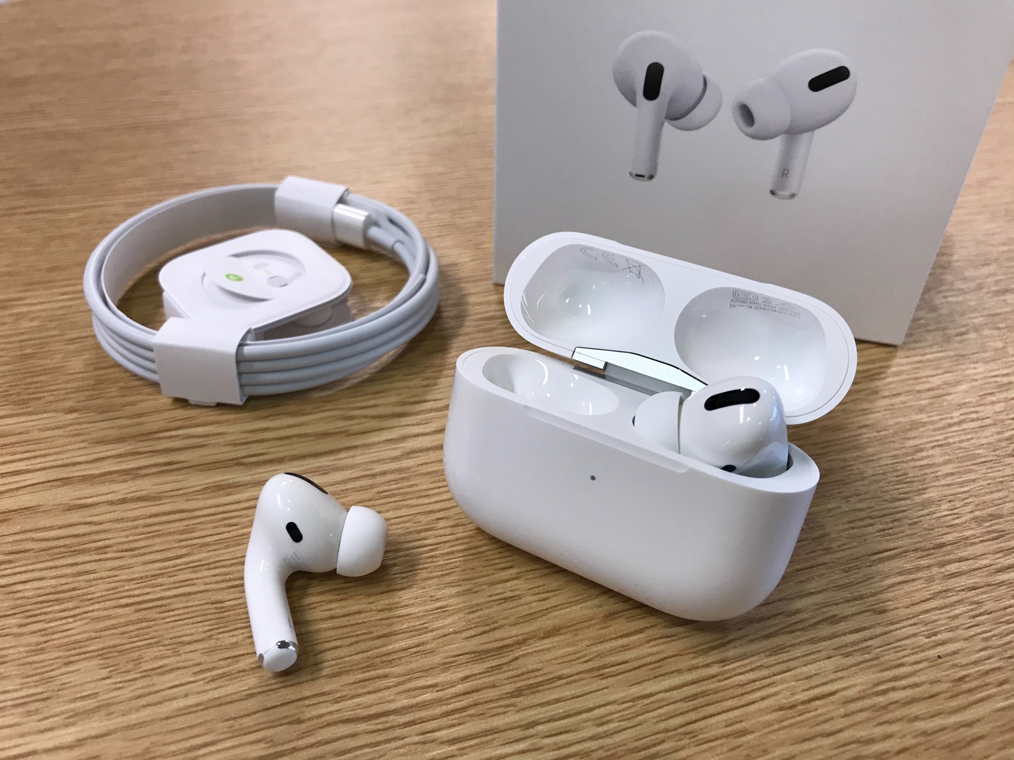 Apple AirPods Pro Apple AirPods Pro 3, Wireless Active Noise Cancelling